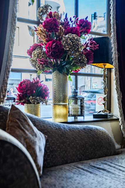 Fleurs à l'hôtel Le Cavendish · Hotel 4 étoiles Cannes