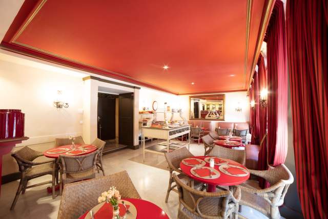 salle de petit déjeuner de l'hôtel Le Cavendish · Boutique Hotel Cannes 