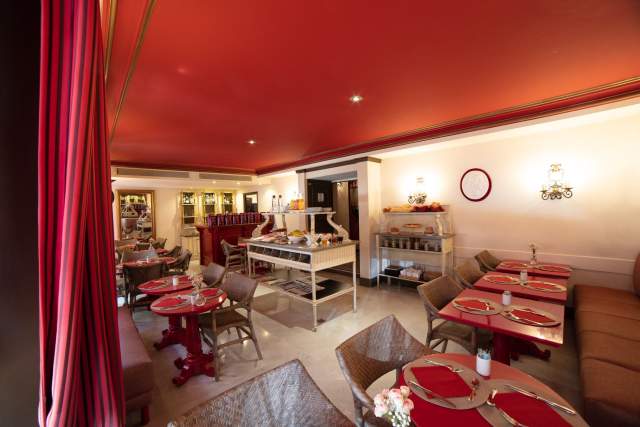 salle de petit déjeuner de l'hôtel Le Cavendish · Boutique Hotel Cannes 